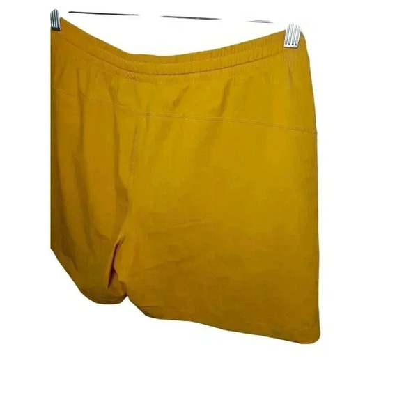 Fabletics The One Short - 5" Shorts - Size XL - New - GOLDEN RAY/LIGHT AMBER - Picture 8 of 9